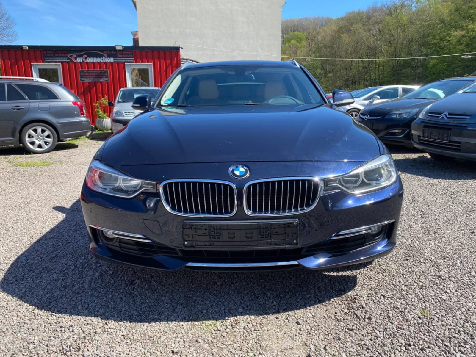BMW 328i xDrive Touring Dynamic – Frontansicht